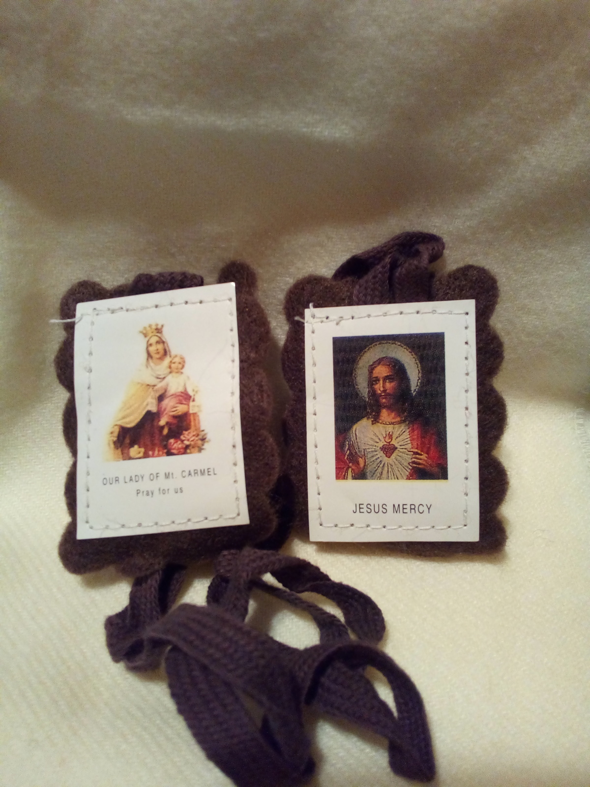 Scapular Our Lady of Mt Carmel , Jesus Mercy - $3.00