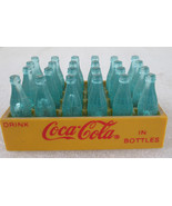 1993 Vintage Coca Cola Miniature Coke Bottles 24 Pack w/ YELLOW plastic ... - €23,44 EUR