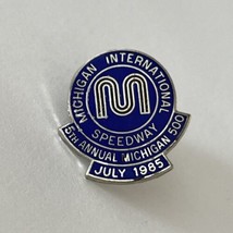 1985 Michigan 500 International Speedway Raceway Racing Race Car Lapel Pin - £5.97 GBP