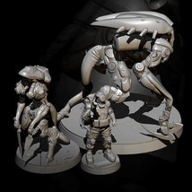 1/35 Resin Model Kit Fantasy Space Guards Miniature Unpainted - £60.63 GBP