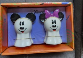 NWT Disney Mickey Mouse &amp; Minnie Mouse Ghost Halloween Ceramic Salt Pepper Set  - £28.77 GBP