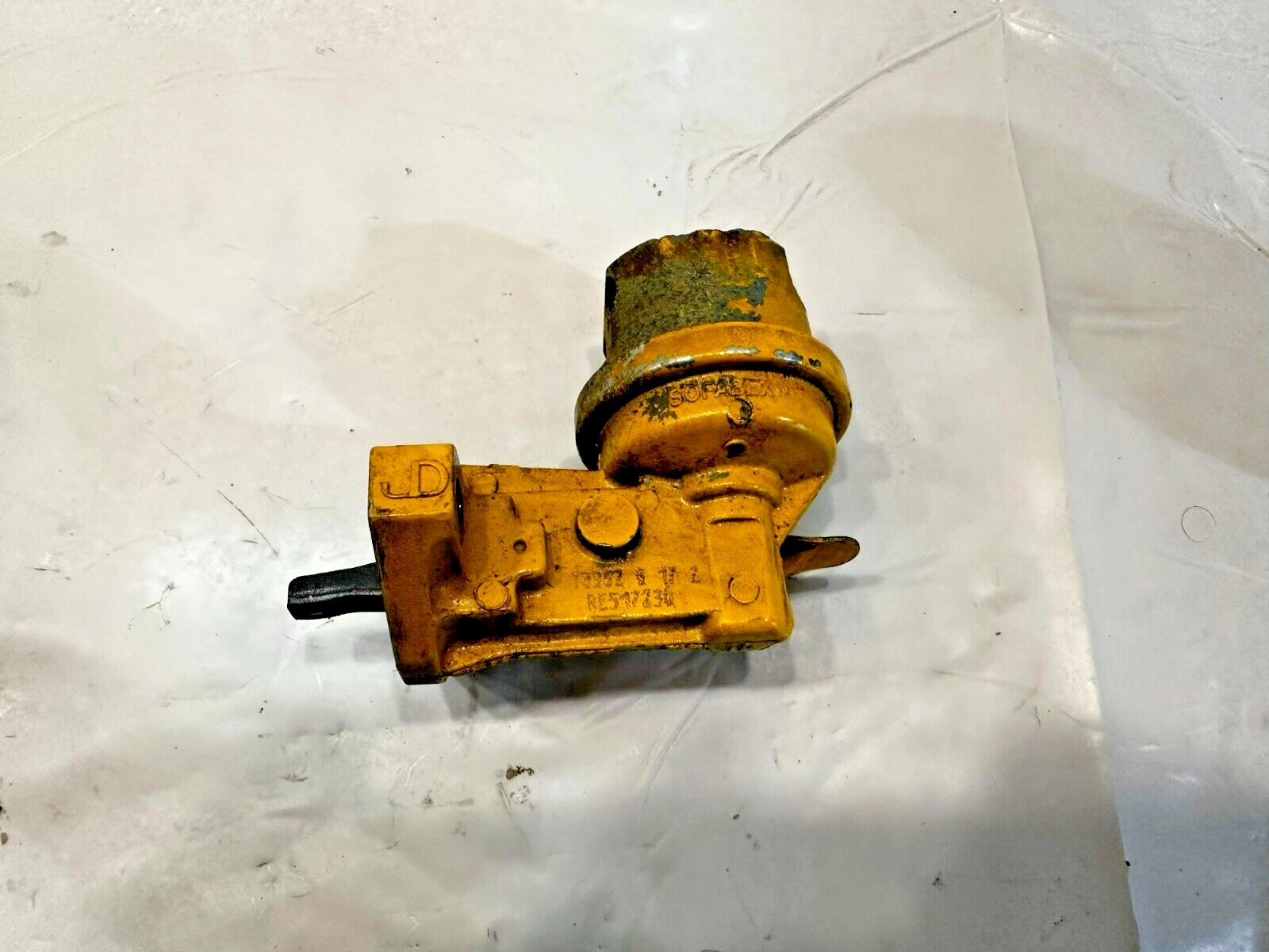 John Deere 6068 6.8L Fuel Lift Transfer Pump Sofabex RE517230 OEM - $46.40