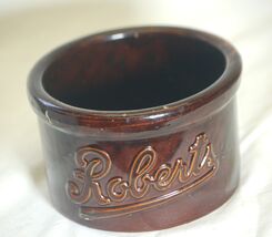 Primitive Roberts Stoneware Art Pottery Crock READ - $39.59