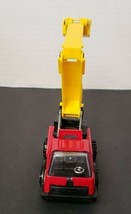 Vintage Tonka Mites Red Bucket Lift Truck Cherry Picker Toy 4&quot; Yellow 1976 Metal - £5.13 GBP