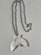 Vintage Lightweight Silvertone Chain w Large Carved Mother of Pearl Eagle Pendan - £9.78 GBP