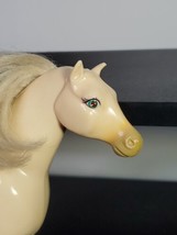 Mattel 1997 Barbie Walking Pony 18497 Sweet Pony I Blow Kisses 90s vtg - £19.59 GBP