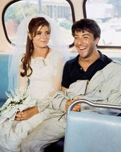 The Graduate Katharine Ross in wedding dress Dustin Hoffman in bus 24x30 poster - £23.52 GBP