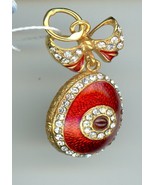 Russo Finto Argento Uovo Ciondolo, Rosso Con Circolare Pietre &amp; Ruby-Like - $76.77 CAD