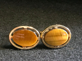 Vtg Gold Tone Oval Shaped Tiger&#39;s Eye Cuff Links - £24.14 GBP