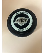 2017 NHL Official Game Puck Gary Bettman Los Angeles Kings - $369.71 MXN