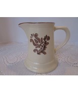 PFALTZGRAFF STONEWARE VILLAGE PATTERN CREAMER 4.5&quot; TALL  - $222.38 MXN