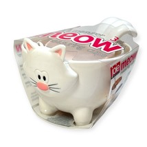 New Plastic Meow Set Of 3 Measuring Cups Cat Themed Nesting Stackable - £9.42 GBP