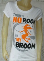 Halloween &quot;There&#39;s No Room On My Broom&quot; Tee Size L - £7.58 GBP