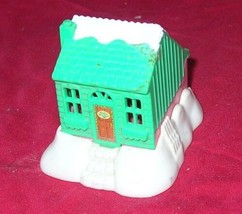 Vintage 1995 Bluebird Polly Pocket Christmas Winter Cabin House Toy + BO... - $14.95