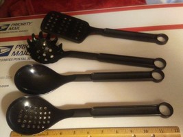 Farberware utensils set - £19.09 GBP