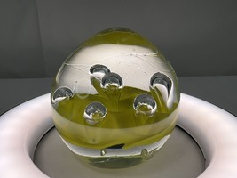 Vintages Paperweight Controlled Bubbles Art Glass Yellow White ‘70s Retro - £15.94 GBP