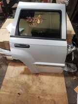 Passenger Rear Side Door Electric Fits 05-10 GRAND CHEROKEE 1436509 - $2,126.67 MXN