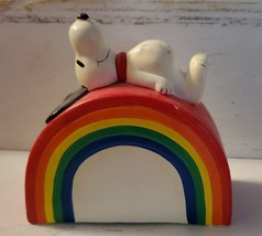 Vintage Snoopy Peanuts lying on RAINBOW bank coin box - no stopper - £15.68 GBP