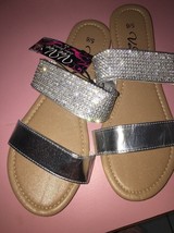 veedee sandals 5/6 with rhinestone accents - £17.38 GBP