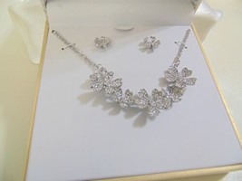 Charter Club Silver-Tone Crystal Flower Collar Necklace &amp; Stud Earring CL114 $27 - £9.88 GBP