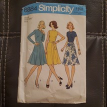 Lovely Vtg 75 Simplicity 6884 M Isses Flared Dress &amp; Tie Belt Pattern Size 8 - £6.80 GBP