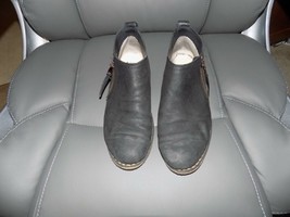 UGG Australia Clementine 1008703 Side Zipper Boot Black Leather Size 6 W... - £42.80 GBP