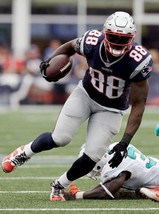 MARTELLUS BENNETT 8X10 PHOTO NEW ENGLAND PATRIOTS PICTURE NFL FOOTBALL - $4.94