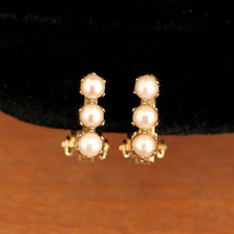 Vintage 40s Triple Faux Pearl Classic Mid Century Gold Toned Clip Earrings .75&quot; - £14.93 GBP