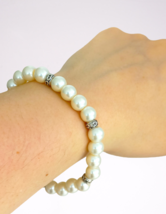 WHITE PEARLS BRACELET Mallorca pearl with clip closure and spacers silver plated - £23.18 GBP