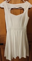 Domeya Women&#39;s White Heart Back Cutout Dress Size Small - $40.00