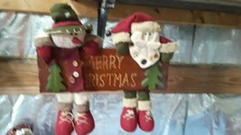 DanDee Plush Stuffed Reindeer Santa Hanging Wood Merry Christmas Sign - $18.69
