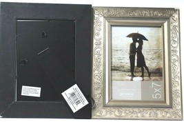 2 Neilsen Bainbridge Group Pinnacle Shelf Worn As Is 5&quot; X 7&quot;  Picture Frames - £19.97 GBP