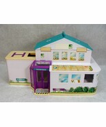 ANIMAL PLANET RESCUE PLAY CENTER VETERINARIAN HOSPITAL PLAYSET - $36.91 CAD