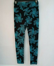NWOT LuLaRoe One Size Leggings Black With Jade Pinwheel Floral Design - $15.51