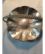 Vintage ~ Silver ~ Aluminum ~ Handled Dish/Tray ~ Floral Cut-Out Design  - €25,68 EUR