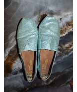 TOMS BLUE SPARKLE SHOES SIZE 4Y GIRL&#39;S - $346.96 MXN