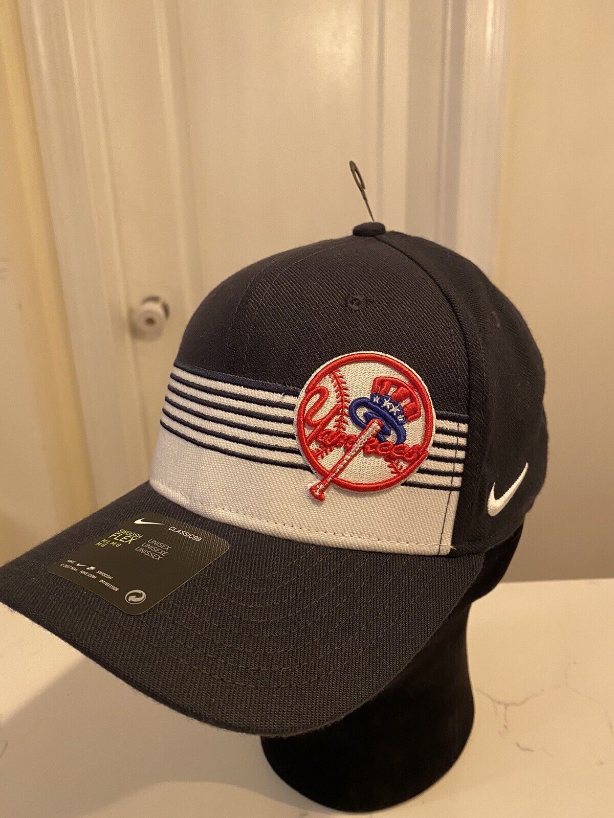 New York Yankees Nike Swoosh Flex Classic 99 Navy & Wht Mesh Baseball Hat L/XL - £23.71 GBP