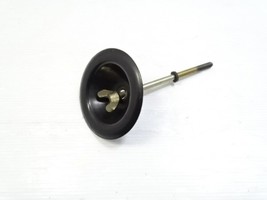Mercedes R107 380SL spare tire bolt, clamp - $564.18 MXN