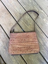 WIlsons Tooled Leather Shoulder Bag Handbag Zip - $34.64