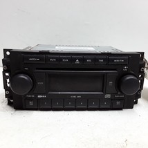04 05 06 07 08 09 Dodge Chrysler Jeep AM FM 6 disc CD radio receiver P05064010AN - £78.06 GBP