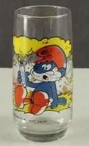 Vintage Swanky Swig PEYO Drinking Glass PAPA SMURF 1982 Wallace Berrie &amp; Co - $10.67