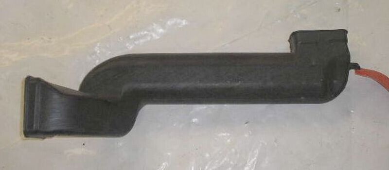 1994 Nissan Sentra Right Heater AC Duct - $3.88