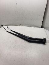 PACIFICA  2005 Wiper Arm               1457001 - $24.75
