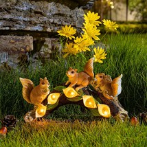 Squirrel Statues Solar Light Garden Figurines Outdoor Ornament - £39.16 GBP