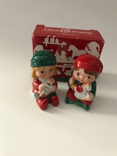 Santa’s Helper Salt and Pepper Shakers Elf Vintage - £11.87 GBP