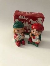 Santa’s Helper Salt and Pepper Shakers Elf Vintage - £11.78 GBP