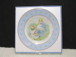 1974 Special Edition Avon &quot;Tenderness&quot; Commemorative Plate, Vintage Collectible - £10.24 GBP