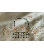 Vintage Table Runner/Towel Embroidered Flower Basket Butterflies Finishe... - €6,34 EUR