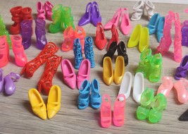 20 Pairs of Mix Lot Fashion Doll Shoes-for Dolls-Toys - £5.11 GBP