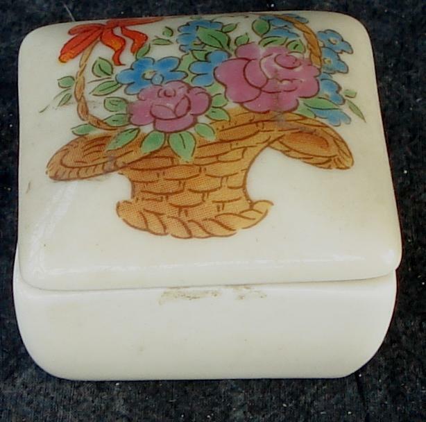 Cute Little Transferware Porcelain Trinket Box, VG COND - $1.97